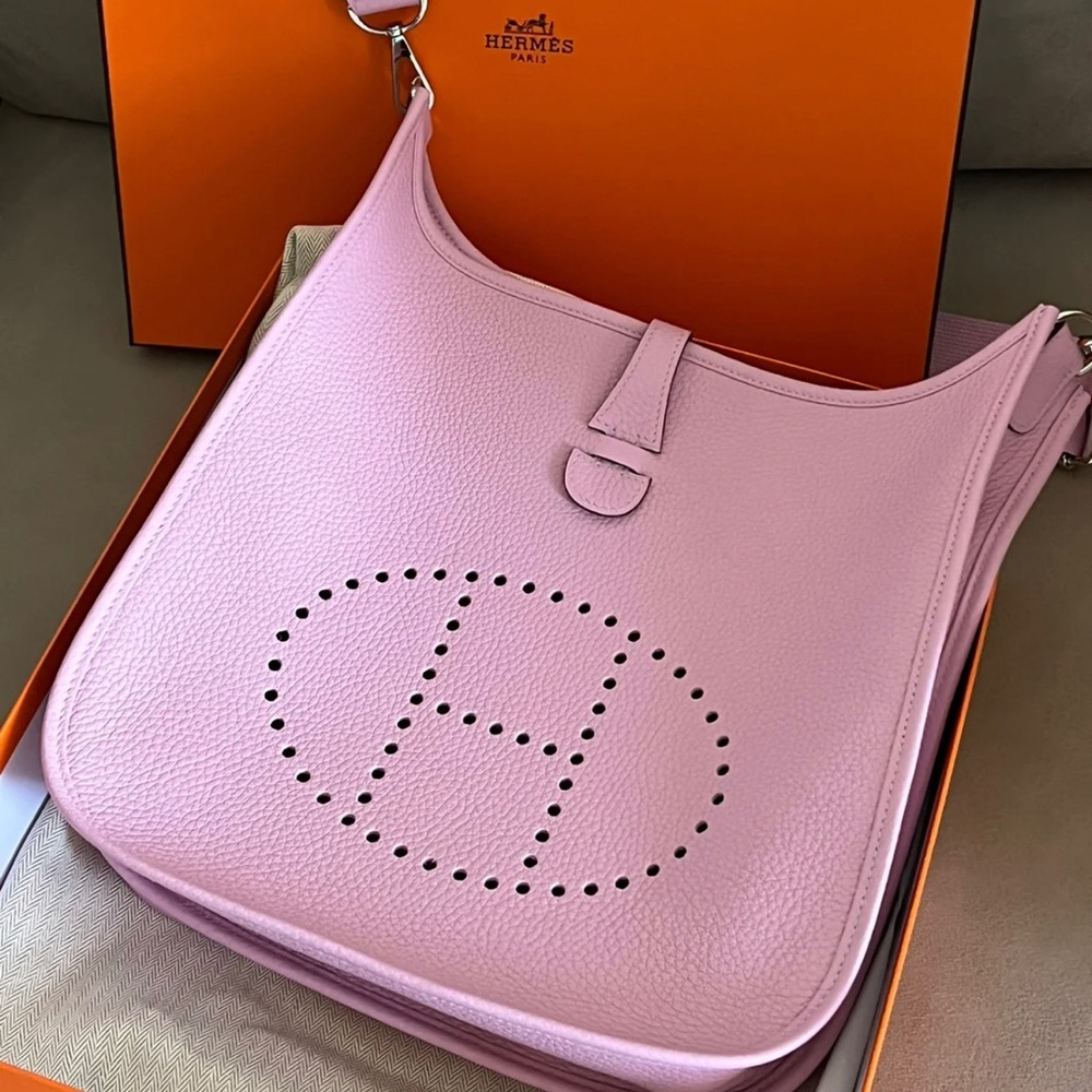 SOLD！NWT! Hermes Evelyne III 29 X9